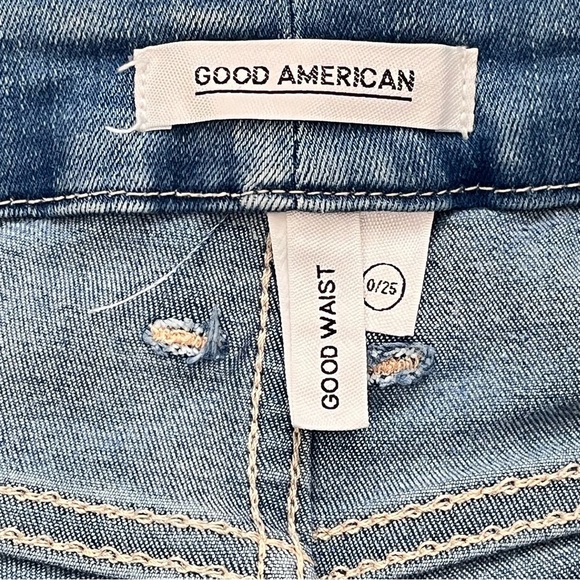 Good American Good Waist Jeans Raw Edge Distressed Style GWCFH367T Size 0 / 25 - Picture 6 of 7